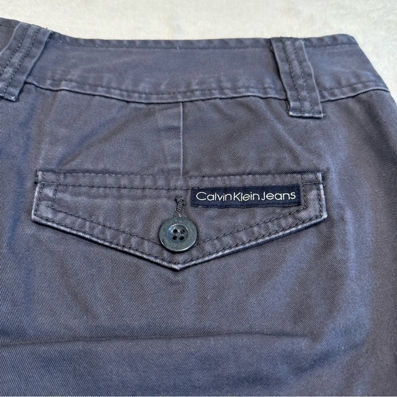 EU Calvin Klein Grey Denim Shorts - Picture 7 of 11